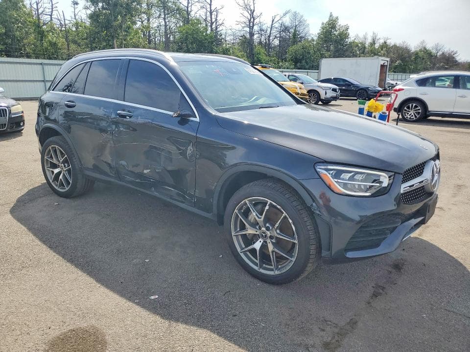 2022 MERCEDES-BENZ GLC 4