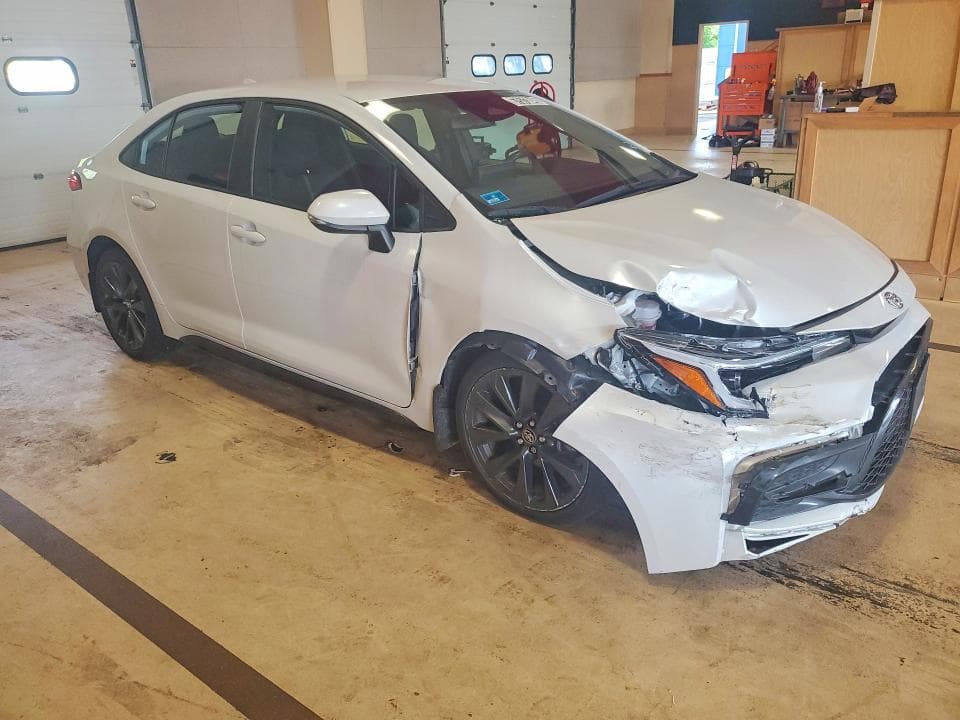 2023 TOYOTA COROLLA SE 4