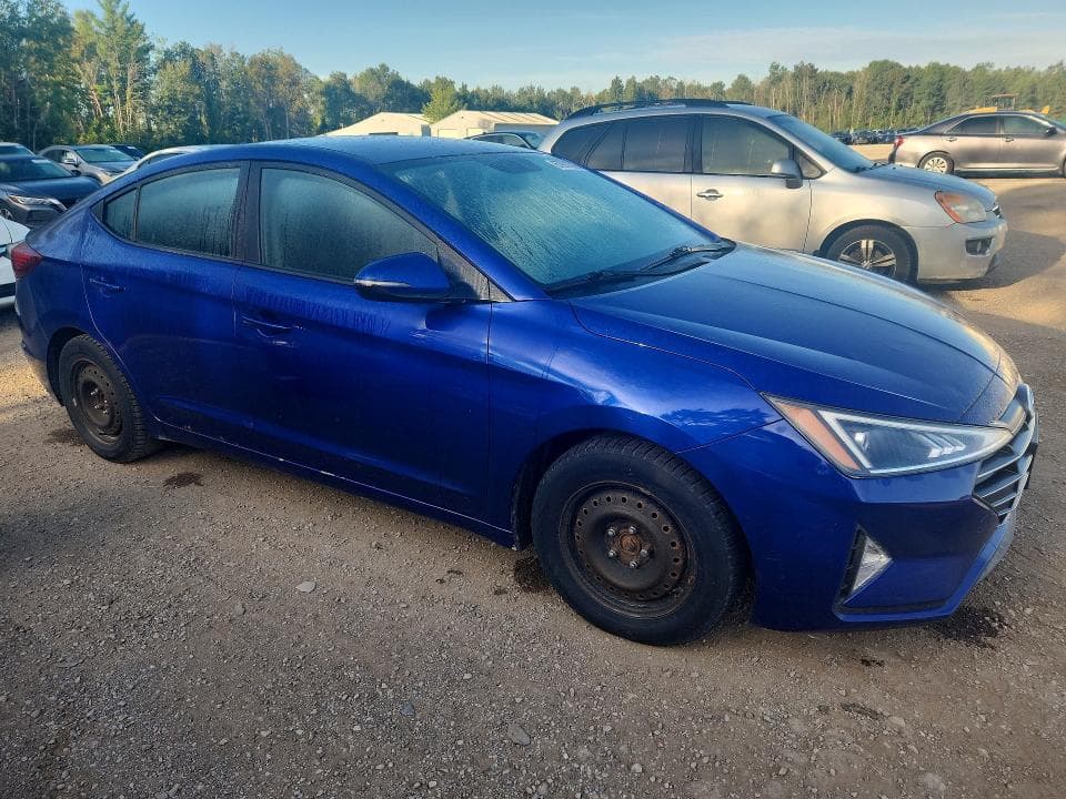 2020 HYUNDAI ELANTRA SEL 4