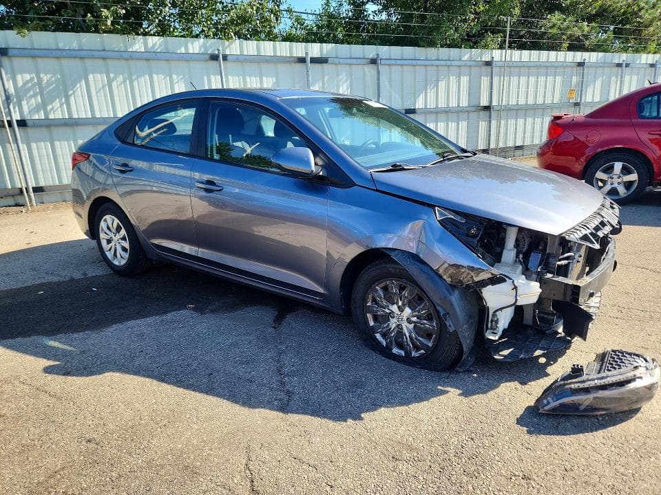 2018 HYUNDAI ACCENT SE 4