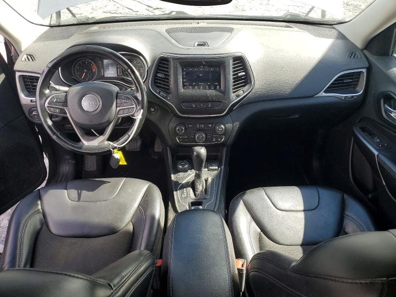 2021 JEEP CHEROKEE LATITUDE PLUS 8