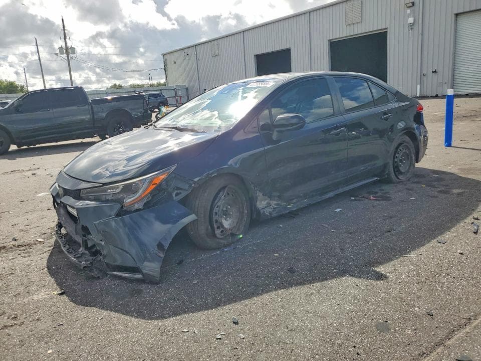 2021 TOYOTA COROLLA LE - 1