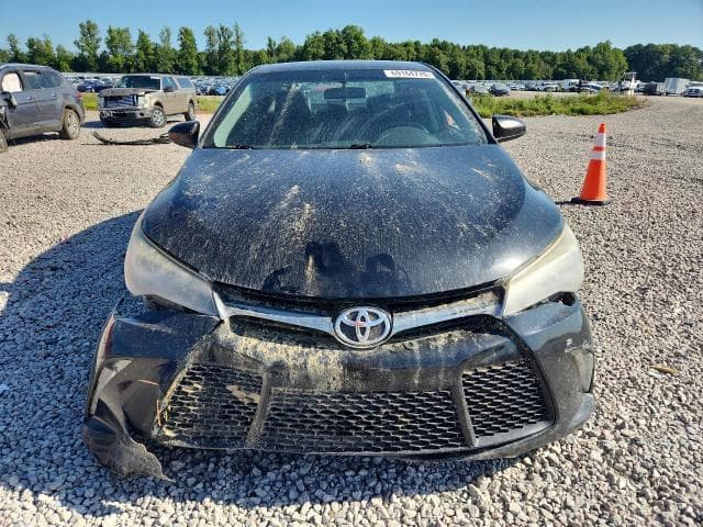 2017 TOYOTA CAMRY SE 5