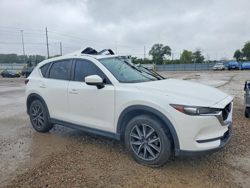 2018 MAZDA CX-5 TOURING 4