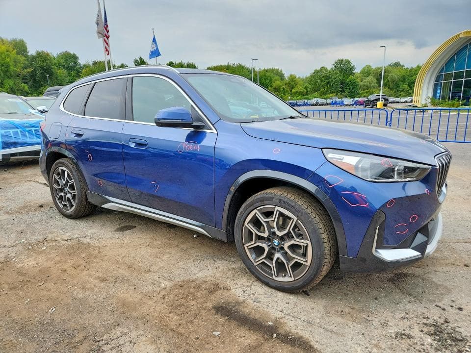 2025 BMW X1 XDRIVE28I 4