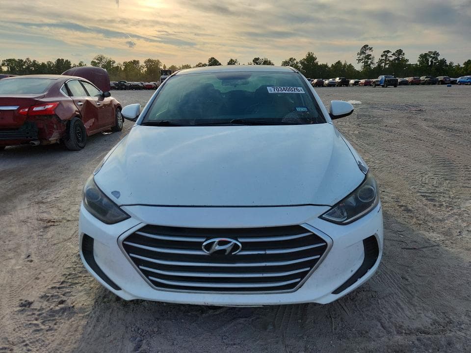 2018 HYUNDAI ELANTRA SEL 5