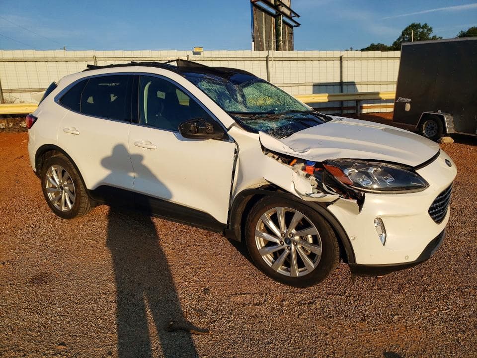 2021 FORD ESCAPE TITANIUM 4