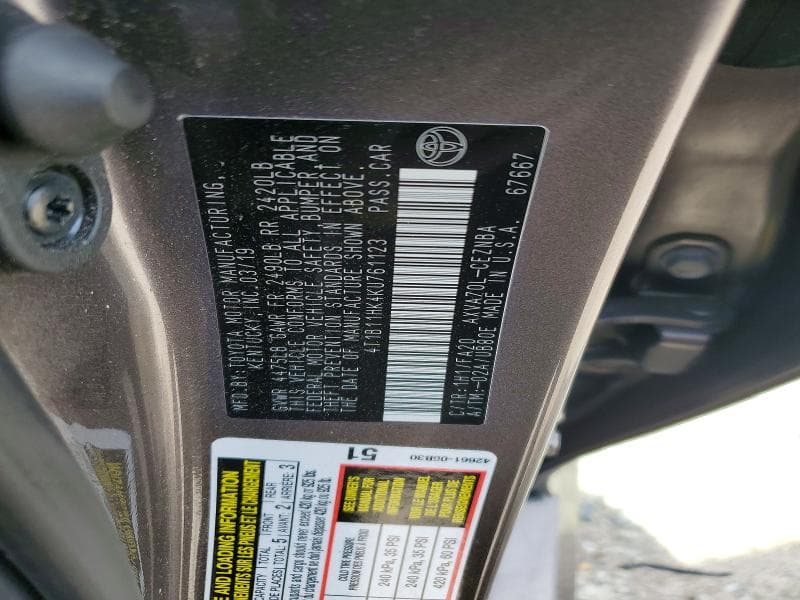 2019 TOYOTA CAMRY LE 13