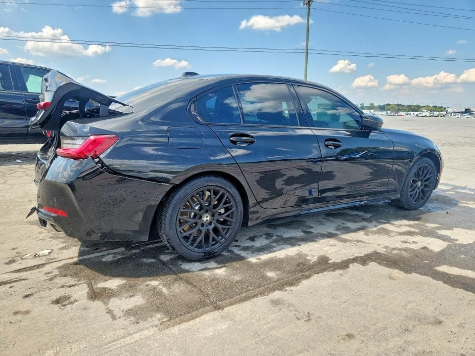 2023 BMW 330XI 3