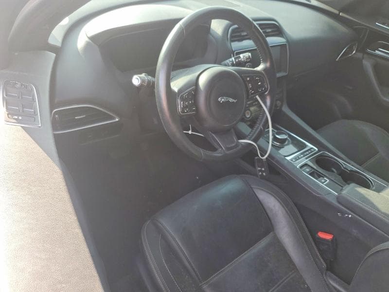 2017 JAGUAR F-PACE PRESTIGE 8