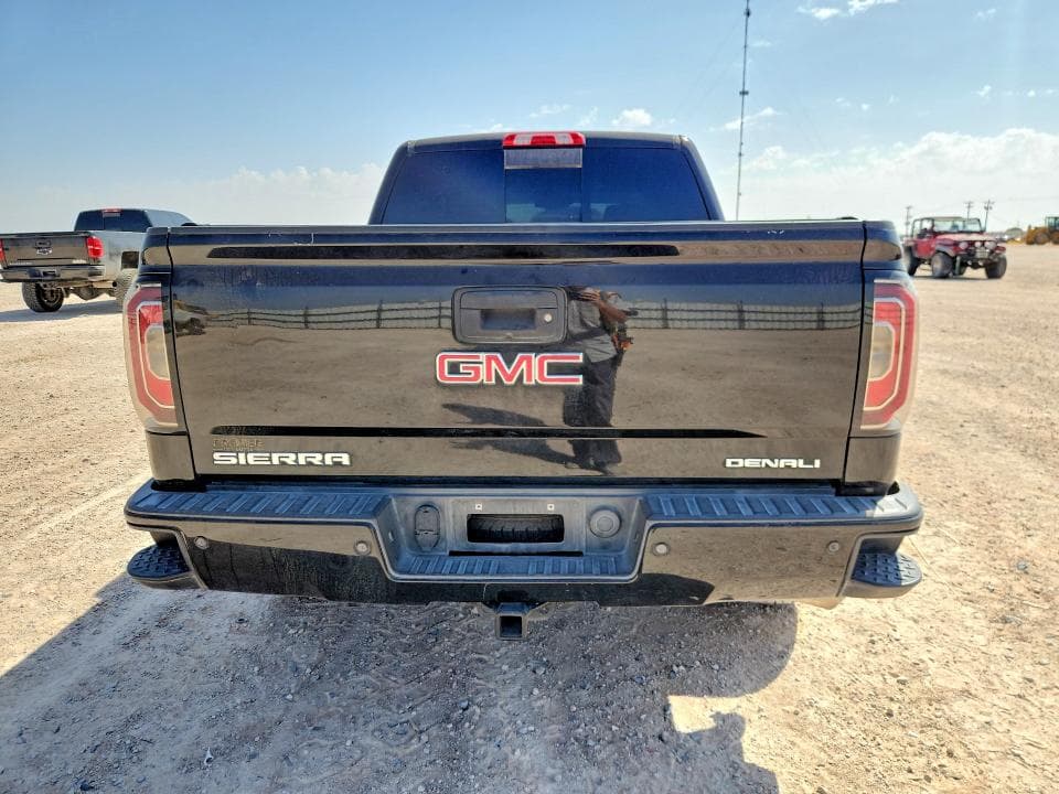 2017 GMC SIERRA K1500 DENALI 6