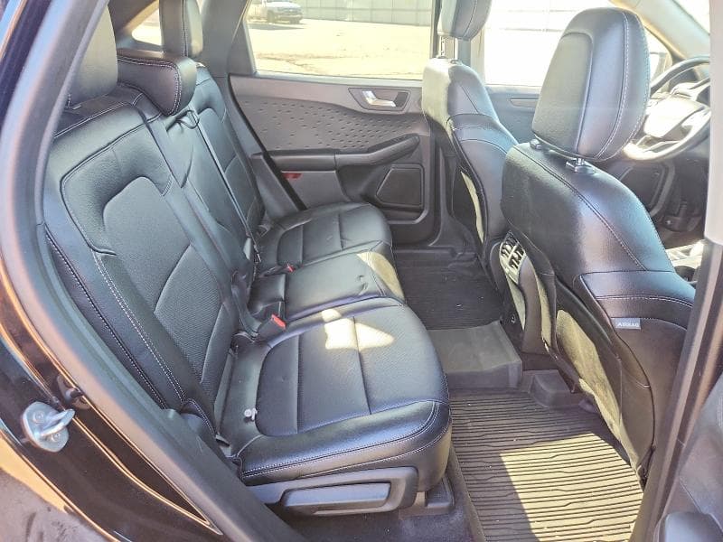 2020 FORD ESCAPE TITANIUM 10
