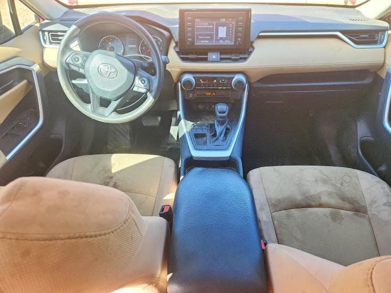 2019 TOYOTA RAV4 LE 8
