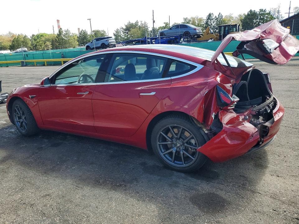 2018 TESLA MODEL 3 2