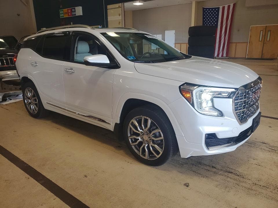 2023 GMC TERRAIN DENALI 4