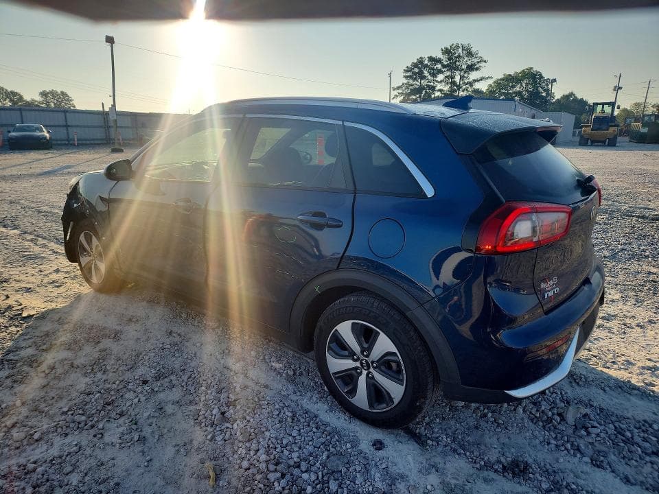2017 KIA NIRO LX 2