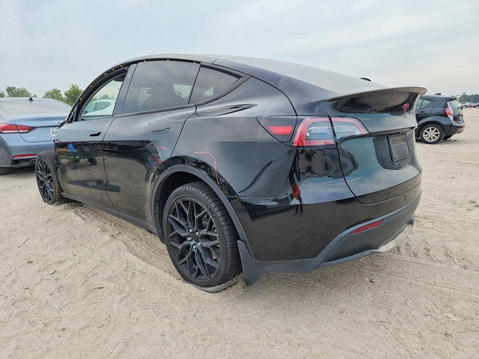 2023 TESLA MODEL Y 2