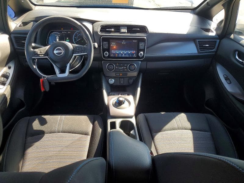 2025 NISSAN LEAF S 8