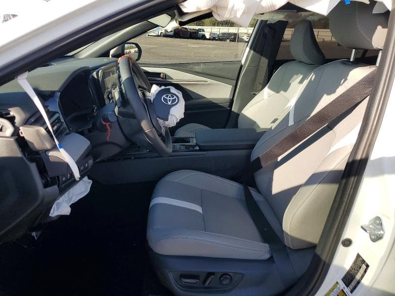 2026 TOYOTA CAMRY SE 7