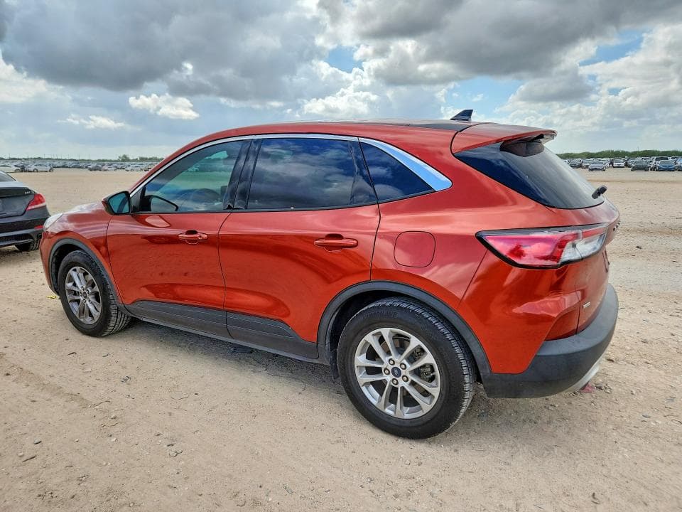 2020 FORD ESCAPE SE 2