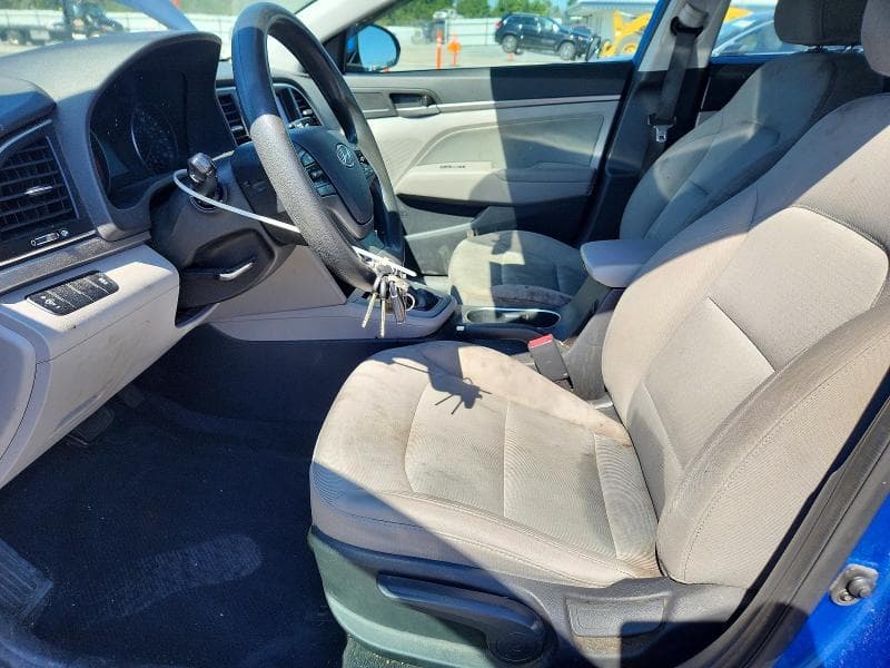 2017 HYUNDAI ELANTRA SE 7