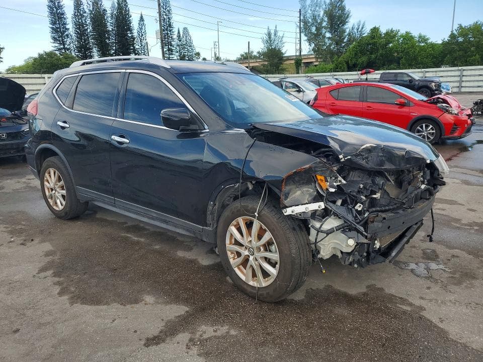2020 NISSAN ROGUE SV 4