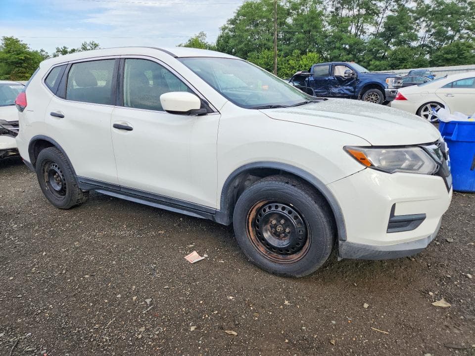2017 NISSAN ROGUE S 4