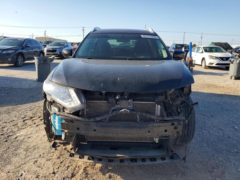 2017 NISSAN ROGUE SV 5