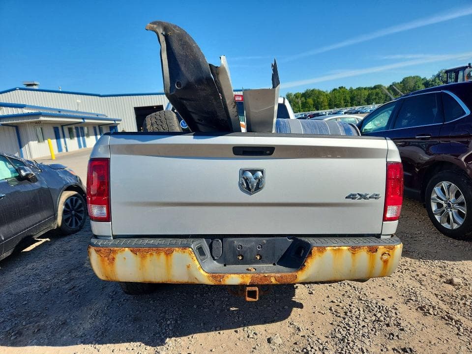 2017 RAM 1500 ST 6