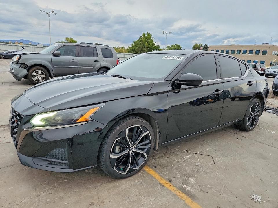 2023 NISSAN ALTIMA SR - 1