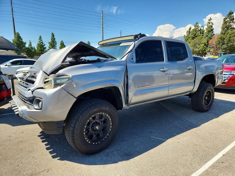 2019 TOYOTA TACOMA SR5