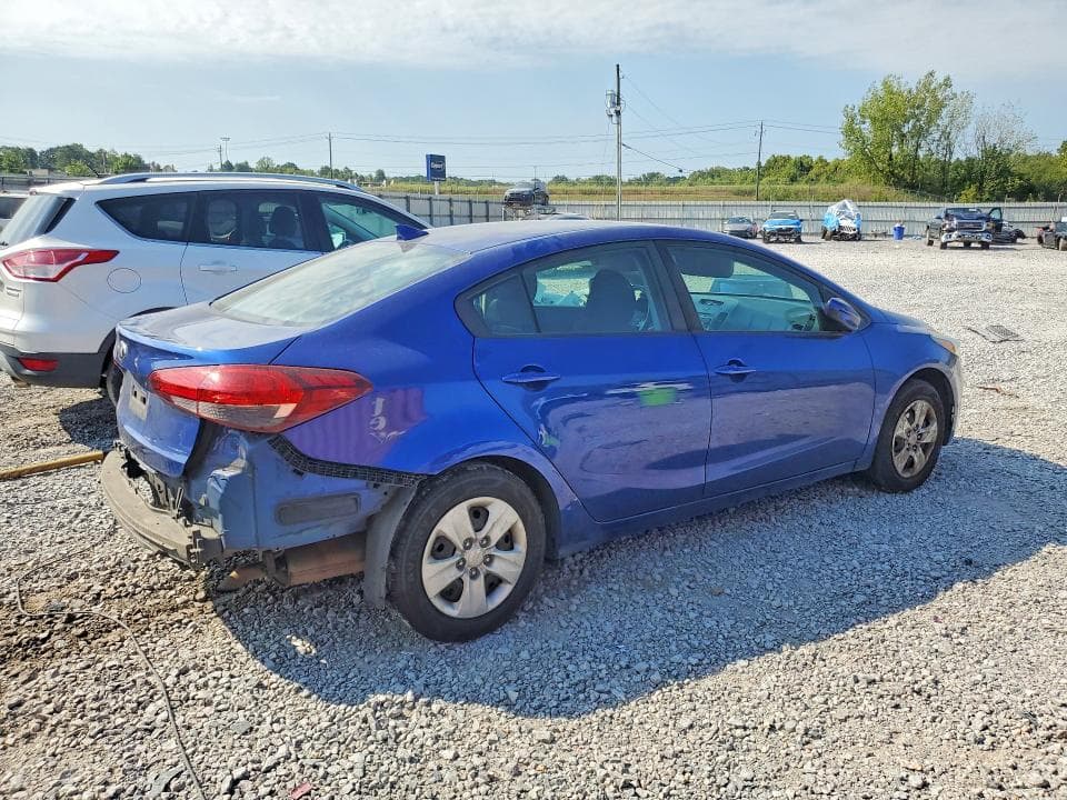 2017 KIA FORTE LX 3
