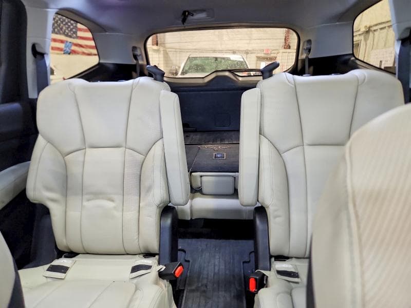2022 SUBARU ASCENT LIMITED 10