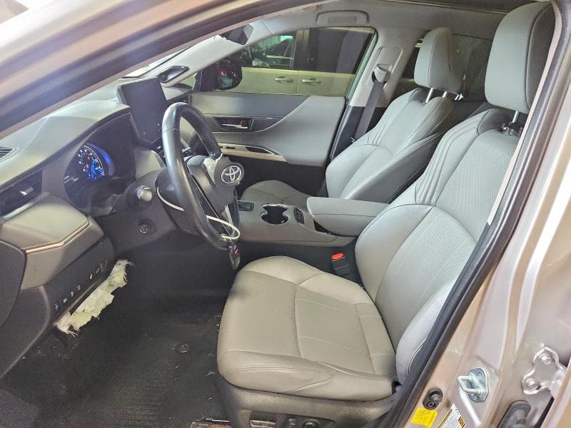 2022 TOYOTA VENZA LIMITED 7