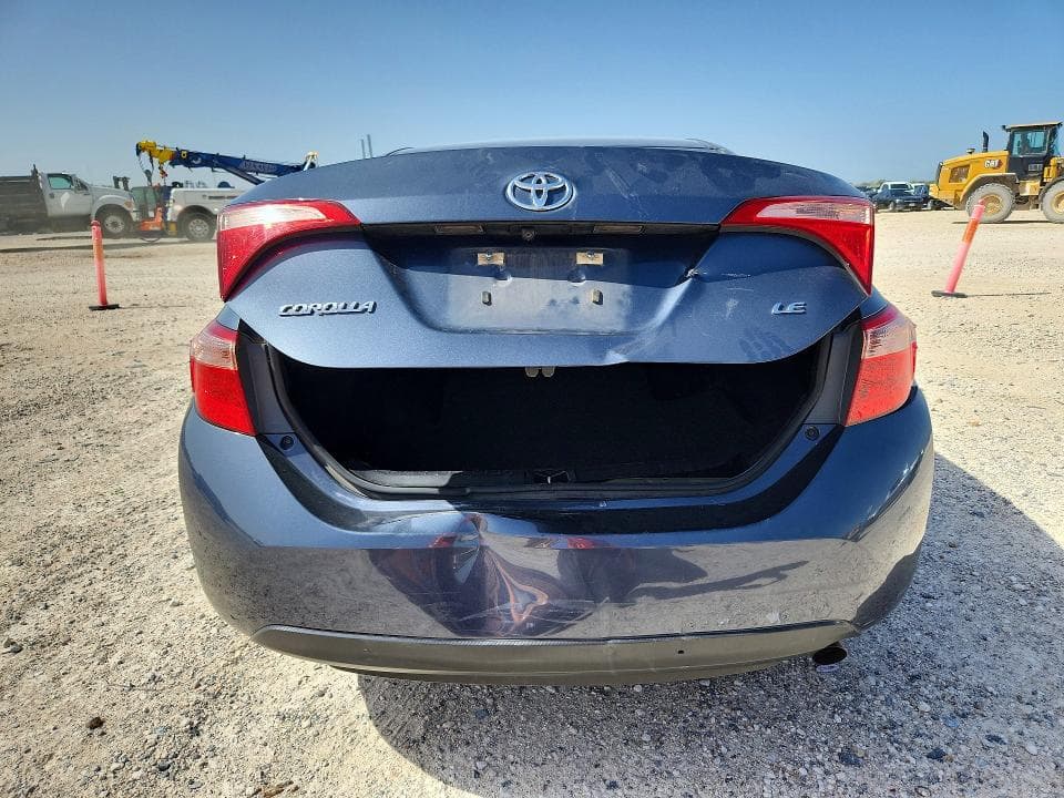 2017 TOYOTA COROLLA LE 6