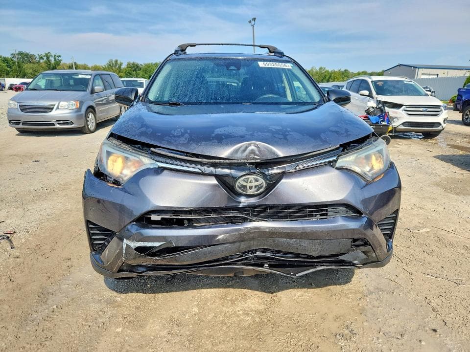 2017 TOYOTA RAV4 LE 5