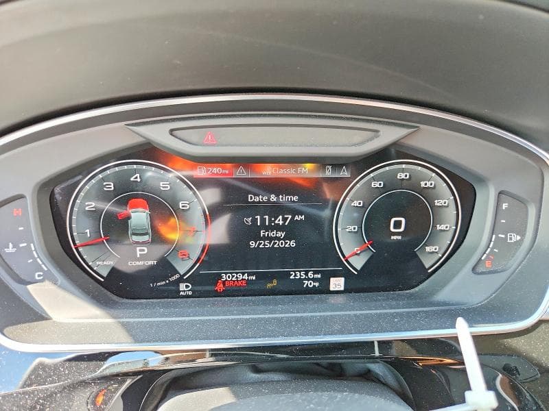 2023 AUDI A8 L 9