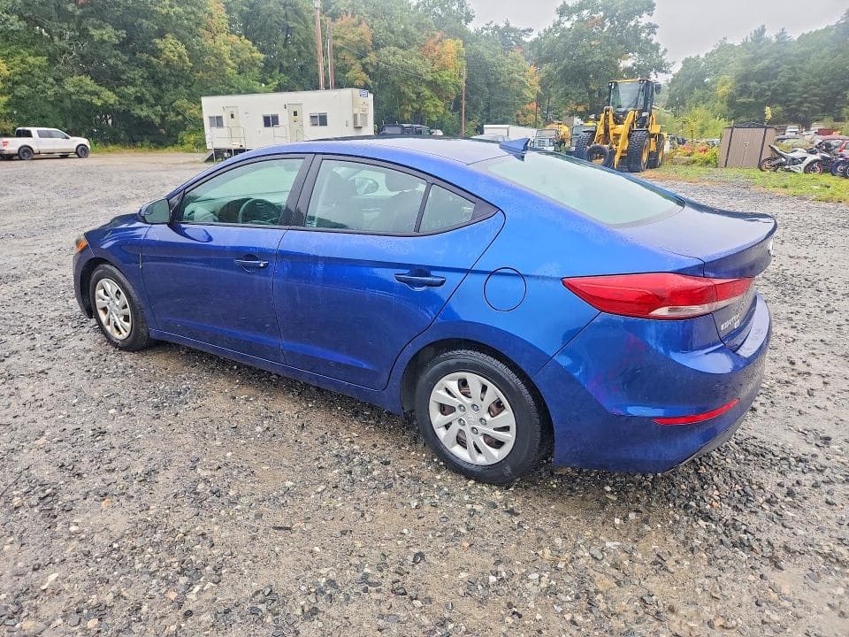 2017 HYUNDAI ELANTRA SE 2