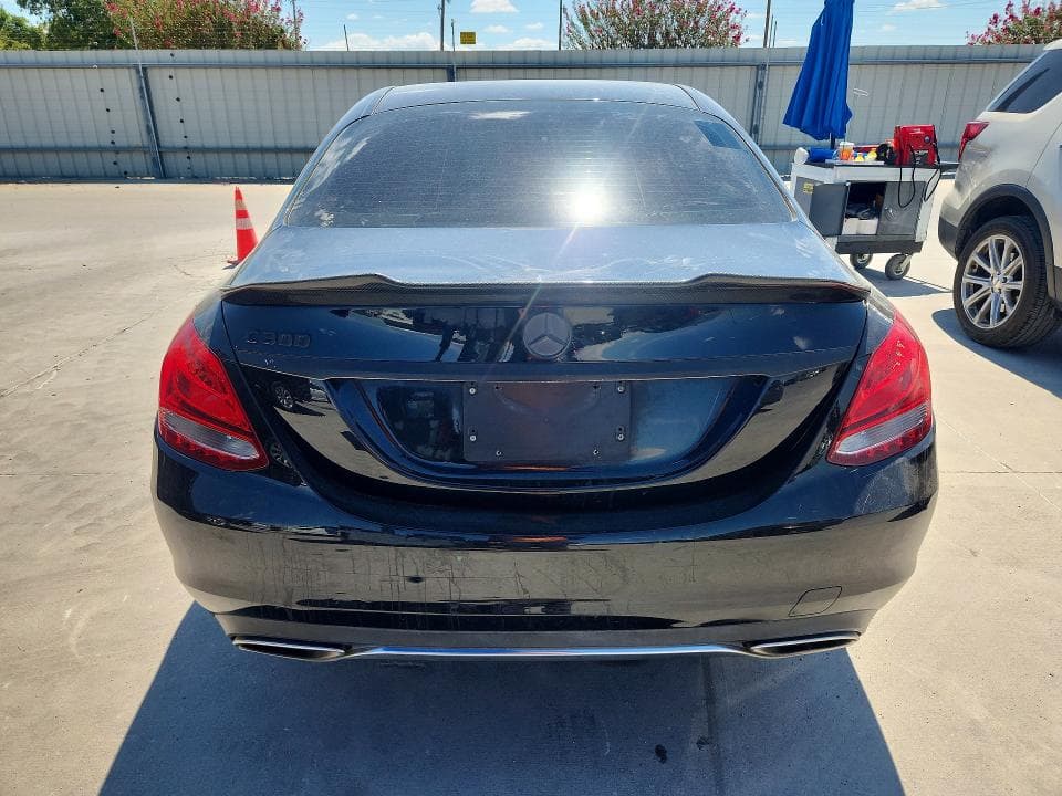2018 MERCEDES-BENZ C 300 6