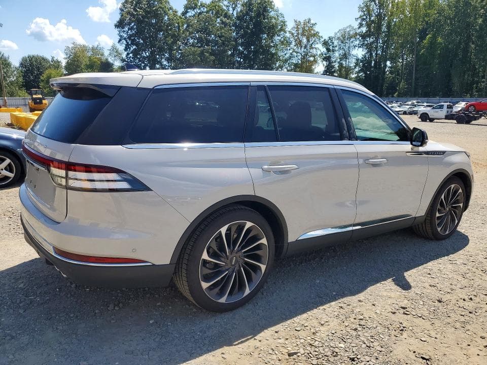 2024 LINCOLN AVIATOR RESERVE 3