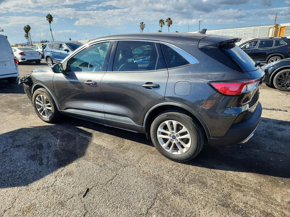 2020 FORD ESCAPE SE 2