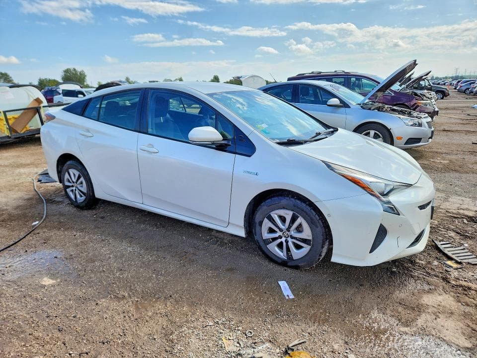 2018 TOYOTA PRIUS TWO 4