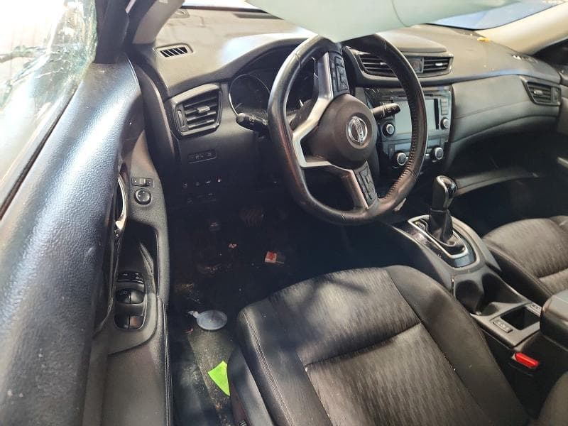 2019 NISSAN ROGUE SV 8
