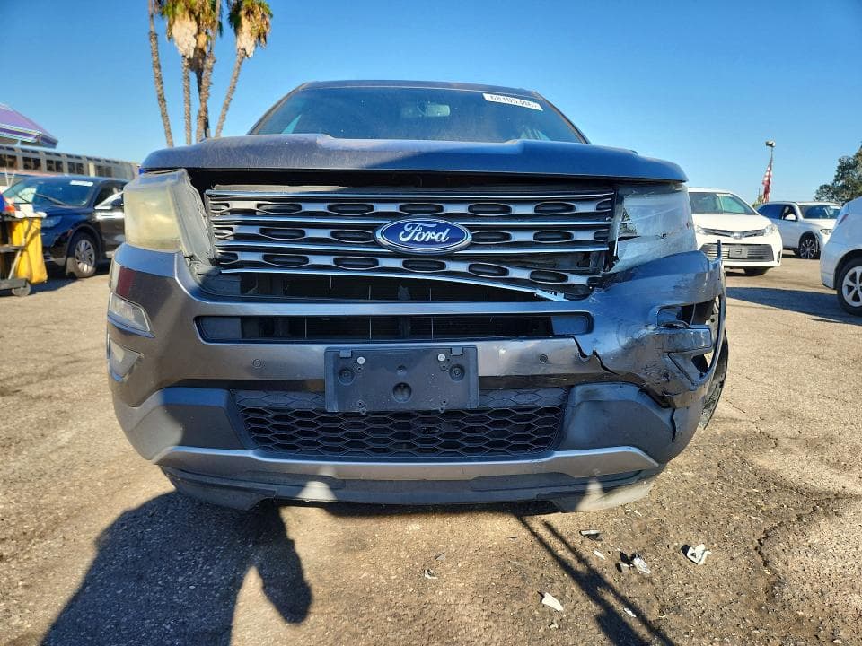 2017 FORD EXPLORER XLT 5