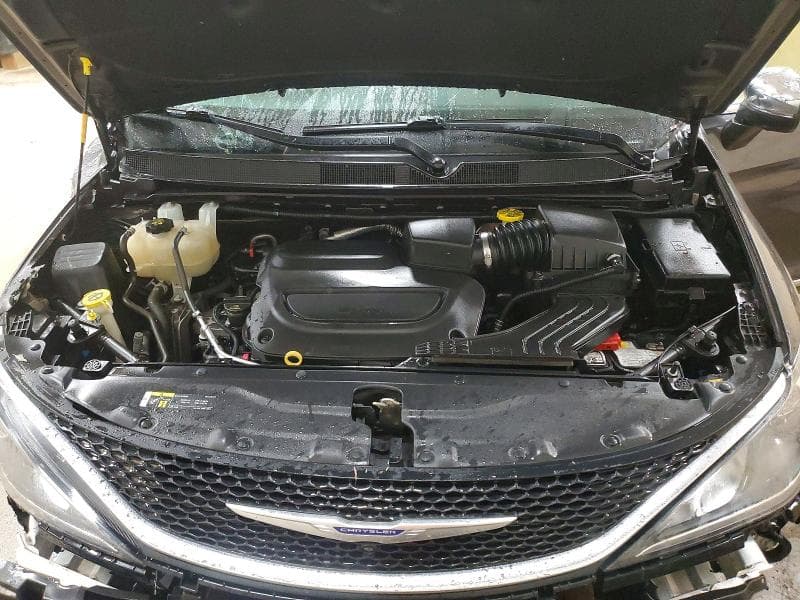 2020 CHRYSLER PACIFICA LIMITED 12