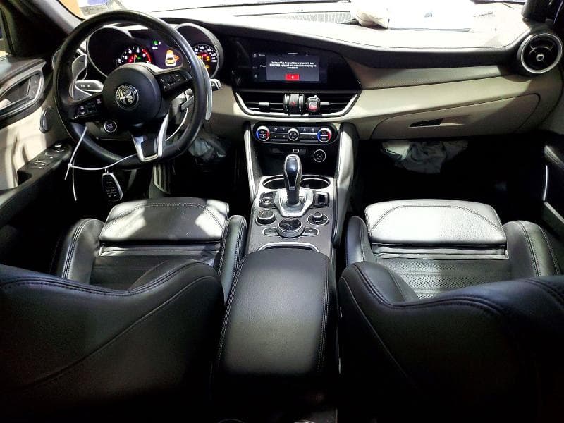 2021 ALFA ROMEO GIULIA TI 8