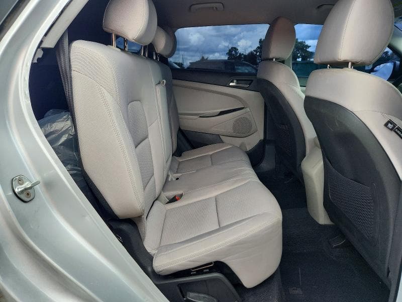 2018 HYUNDAI TUCSON SE 11