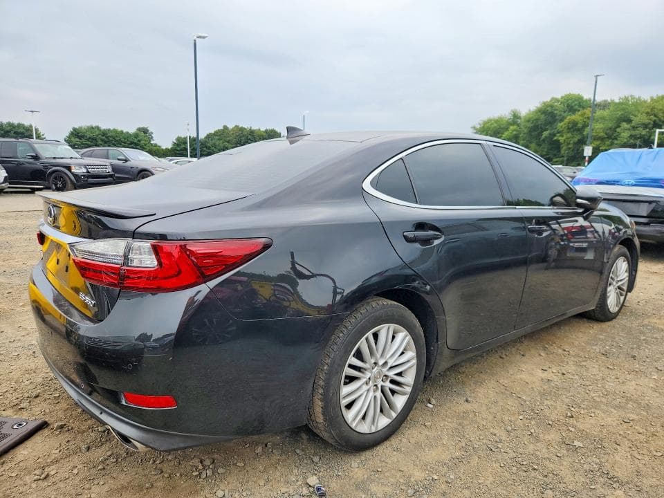 2017 LEXUS ES 350 3