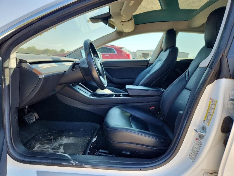 2018 TESLA MODEL 3 7