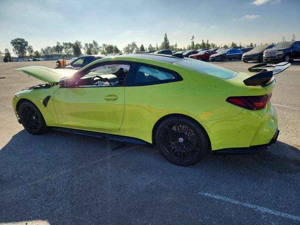 2022 BMW M4 COMPETITION 2